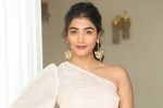 Pooja Hegde, Pooja Hegde latest, pooja hegde has a shock for varun tej, Atharvaa murali Pooja Hegde, Pooja Hegde latest, pooja hegde has a shock for varun tej, Atharvaa murali
