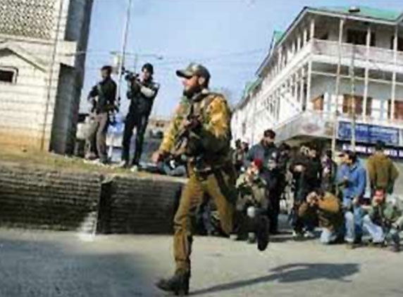 Terror attack once again hits Kashmir!