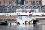 American Airlines and Chopper crash latest, American Airlines and Chopper crash deaths, jet and chopper crash kills many in usa, Accident