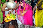 Sara Ali Khan new movies, Sara Ali Khan news, sara ali khan s bold statements on her temple visit, Zara