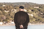 things for lonely seniors to do, social factors affecting older adults, loneliness in senior citizens linked to declining health study, Elderly parents
