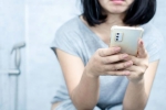 Phone to Loo updates, Phone to Loo virus, taking your phone to loo can give you lifelong problems, Mobile devices