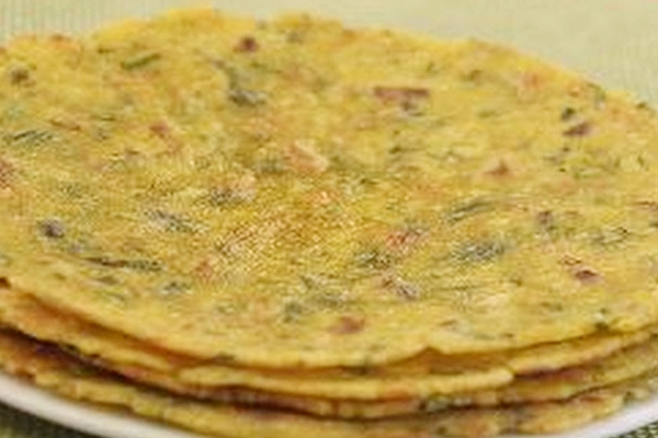 Bajra and Cauliflower Roti Recipe},{Bajra and Cauliflower Roti Recipe
