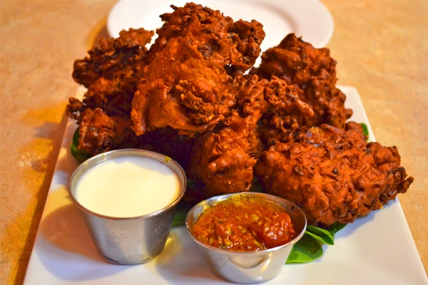 Crisp chicken with a twist of mango and mint},{Crisp chicken with a twist of mango and mint